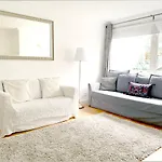 Elegant Fitzrovia 2-bed w Wifi: Close to Oxford Street W1