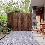 Modern Central 1BD Flat in Clerkenwell - sleeps 4!