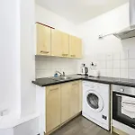 Finsbury Park Station Apartment!