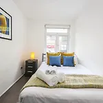 Finsbury Park Station Apartment!