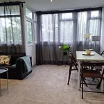 Remarkable 3-Bed Apartment In London