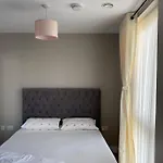 Lovely And Comfortable Flat In Chelsea.