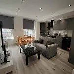 Flat 5 Crawford