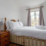 Guestready - Parkside Getaway In Britannia Village