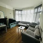 London Apartment
