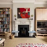 Elegant Primrose Hill Townhouse With Garden