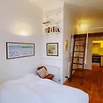 Artist Home In Notting Hill London