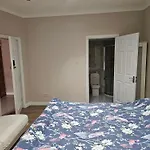 Private Room Direct Travel Heathrow & Central Ldn