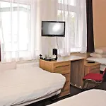 OYO Central Hotel Golders Green