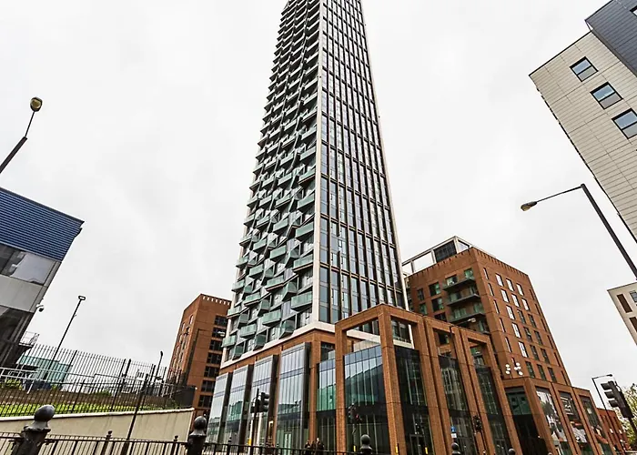 High Rise Apartment In Acton