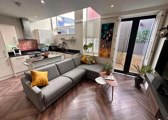 Stylish, Modern Apartment In Central London