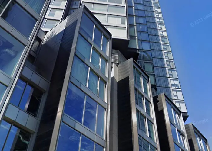 Avrora 2 Bedroom Luxury Apartment