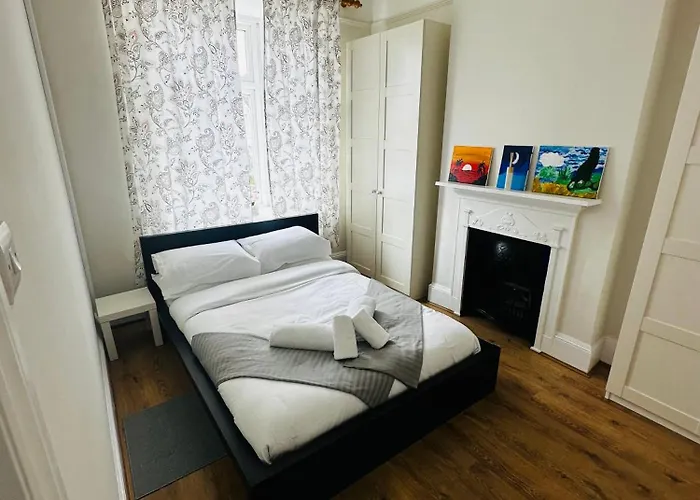 London Apartment