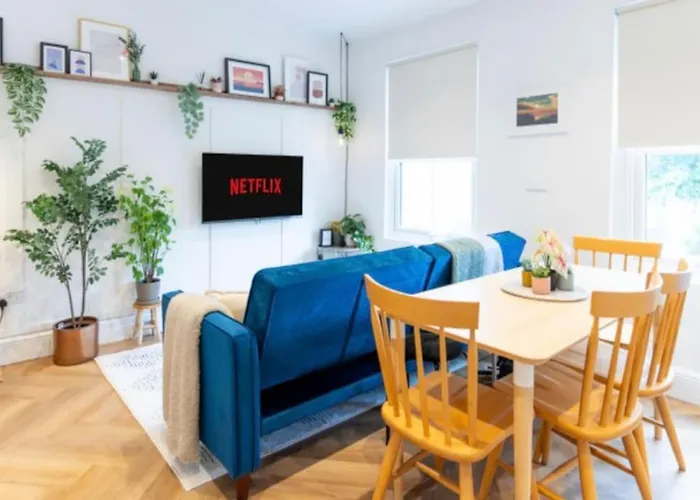 Stunning Cosy Apartment Near 02, Canary Wharf