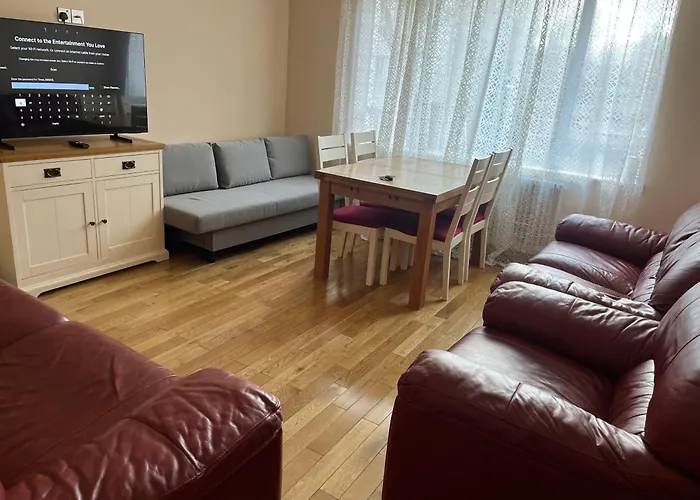 Apartment In Hyde Park