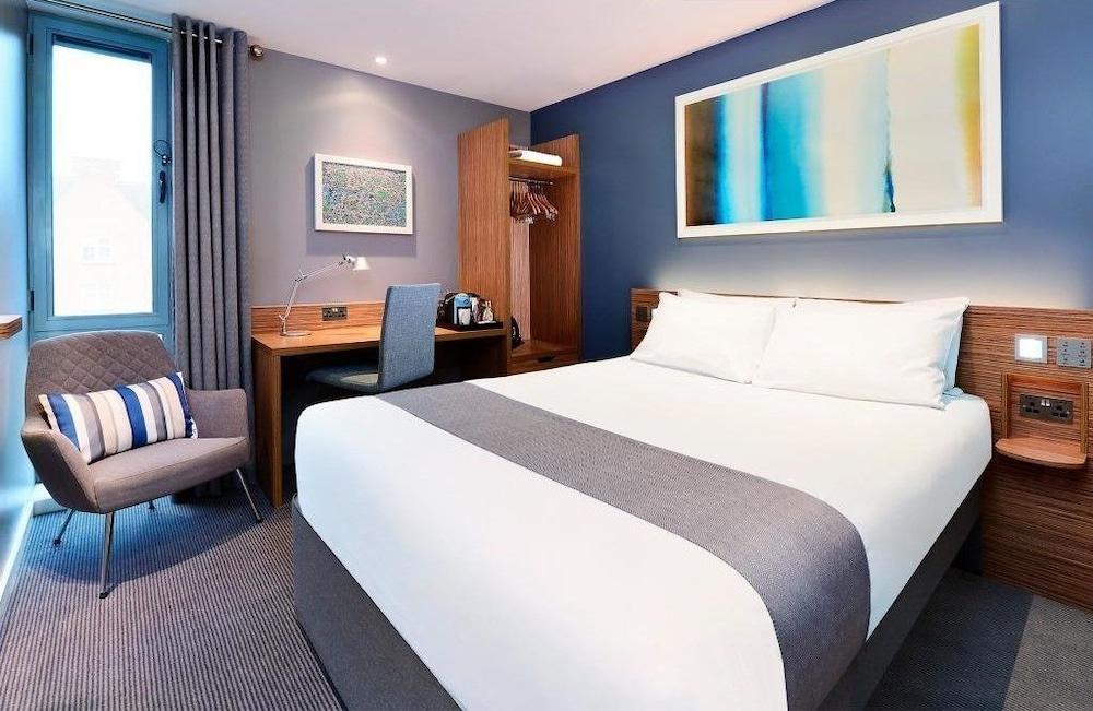 Hotell Travelodge Southwark 3*