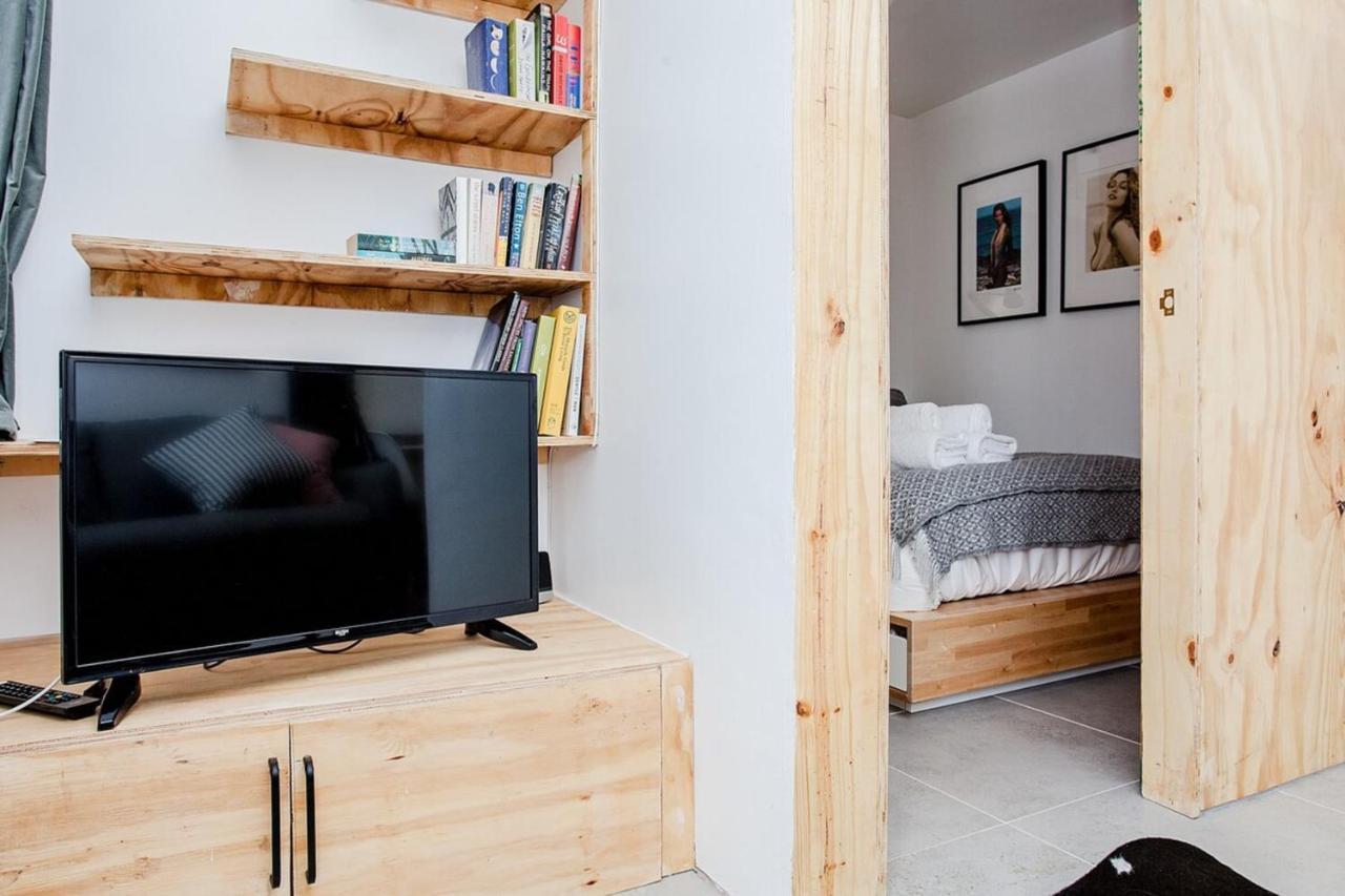 Modern 1bd Flat In Clerkenwell - Sleeps 4! Londen