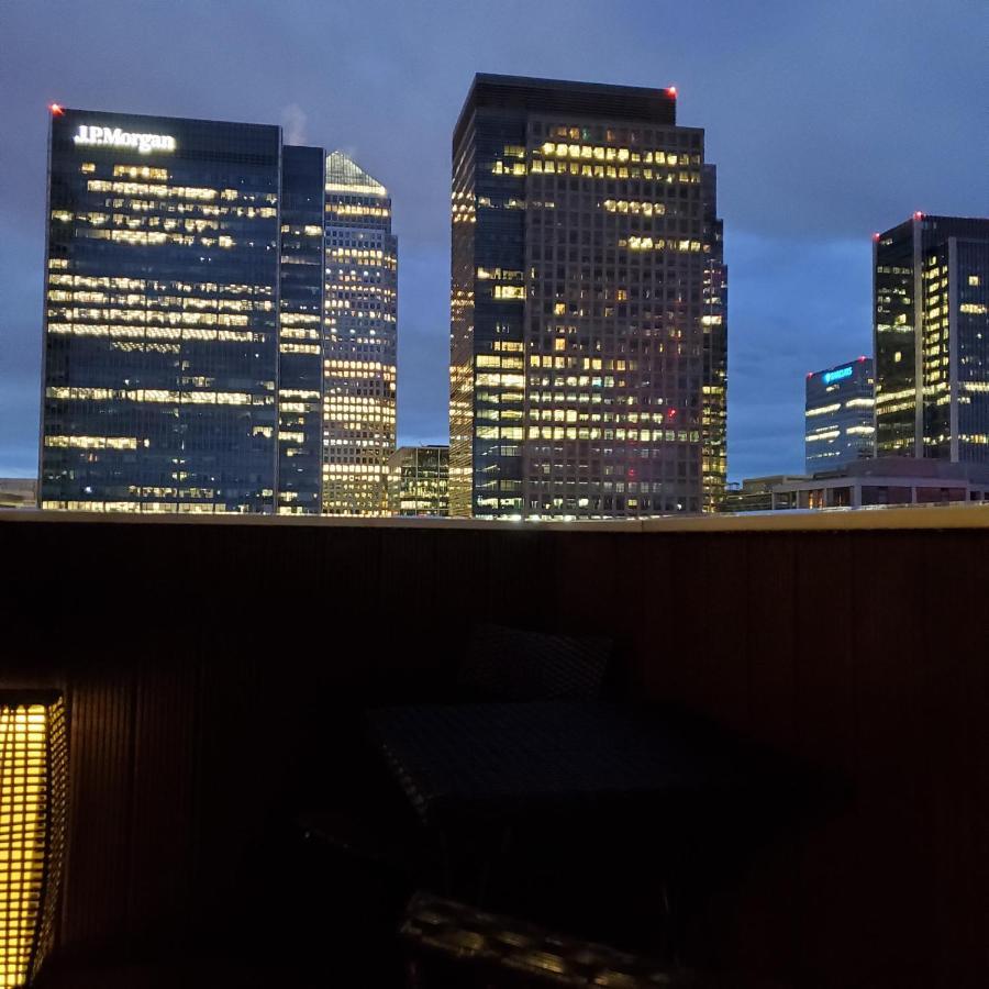 Captivating 2-bed In Canary Wharf Appartement *