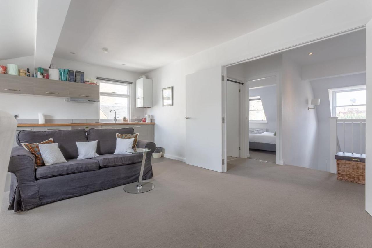 Apartment Bright & Airy 1 Bedroom In *