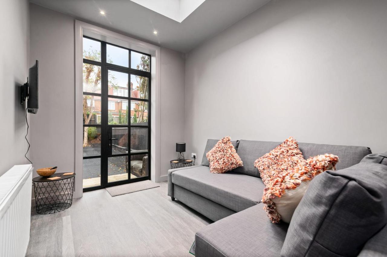 Lovely 2-bed - Hosted By Guestready Ferienhaus *