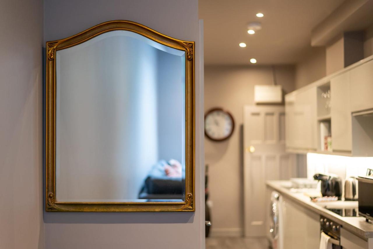 Lovely 2-bed - Hosted By Guestready Ferienhaus *