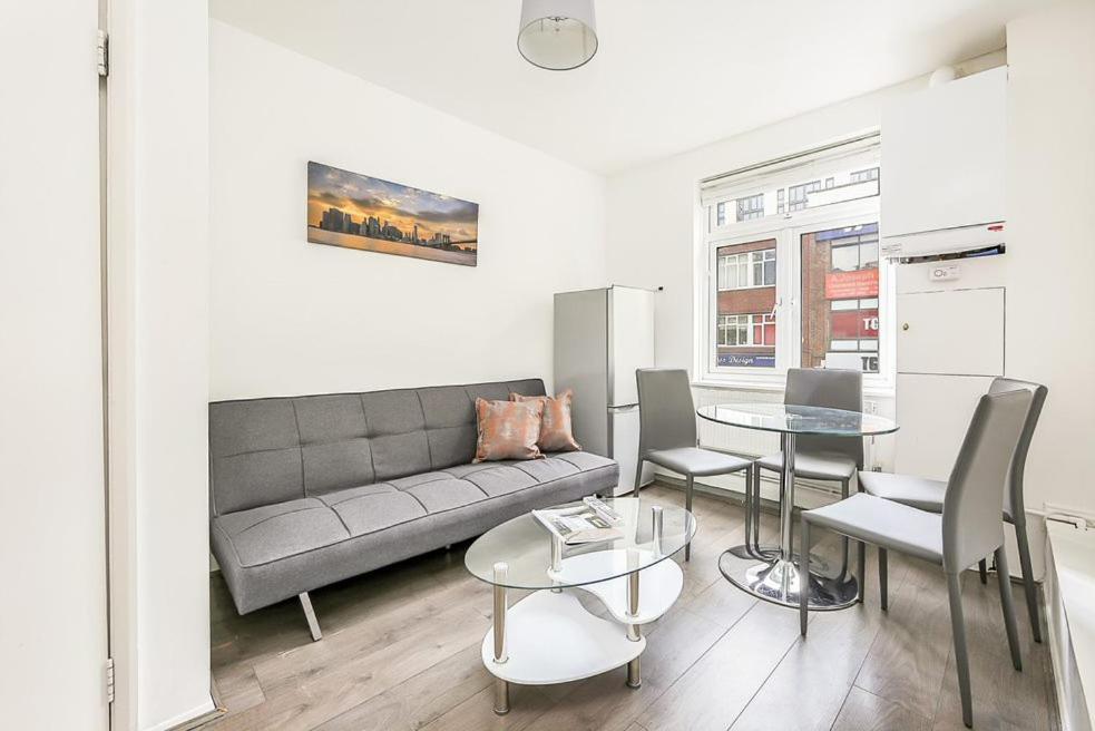 Apartment Finsbury Park Station Apartment! *