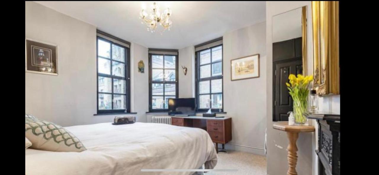 Apartment Shad Thames Pied-A-Terre Exquisite Historic Warehouse Air Conditioning Private Parking Garden & Balcony Next To Shard With Views *