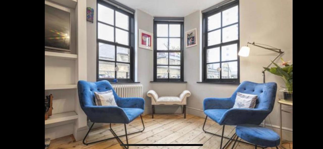 Apartment Shad Thames Pied-A-Terre Exquisite Historic Warehouse Air Conditioning Private Parking Garden & Balcony Next To Shard With Views *