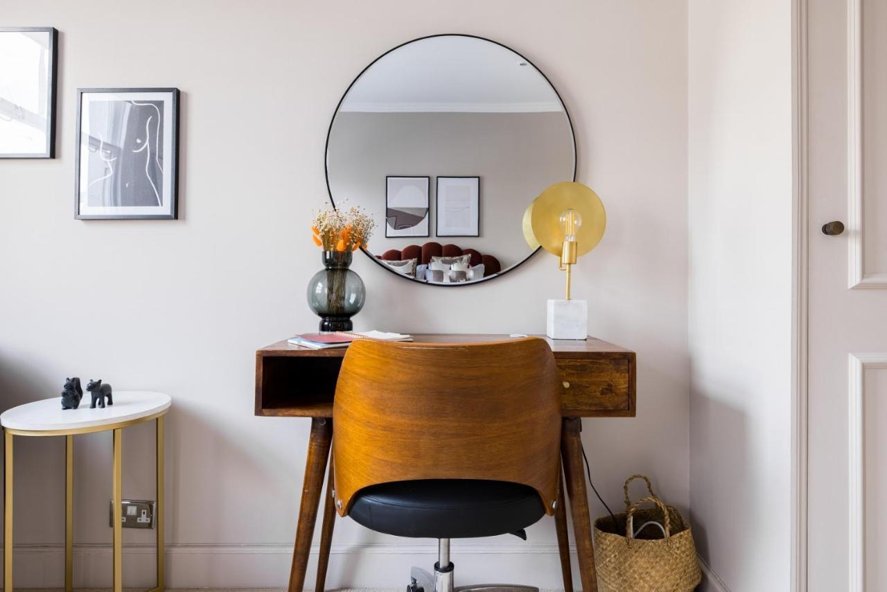 The Chelsea Corner - Stylish 2bdr With Rooftop Terrace Appartamento *