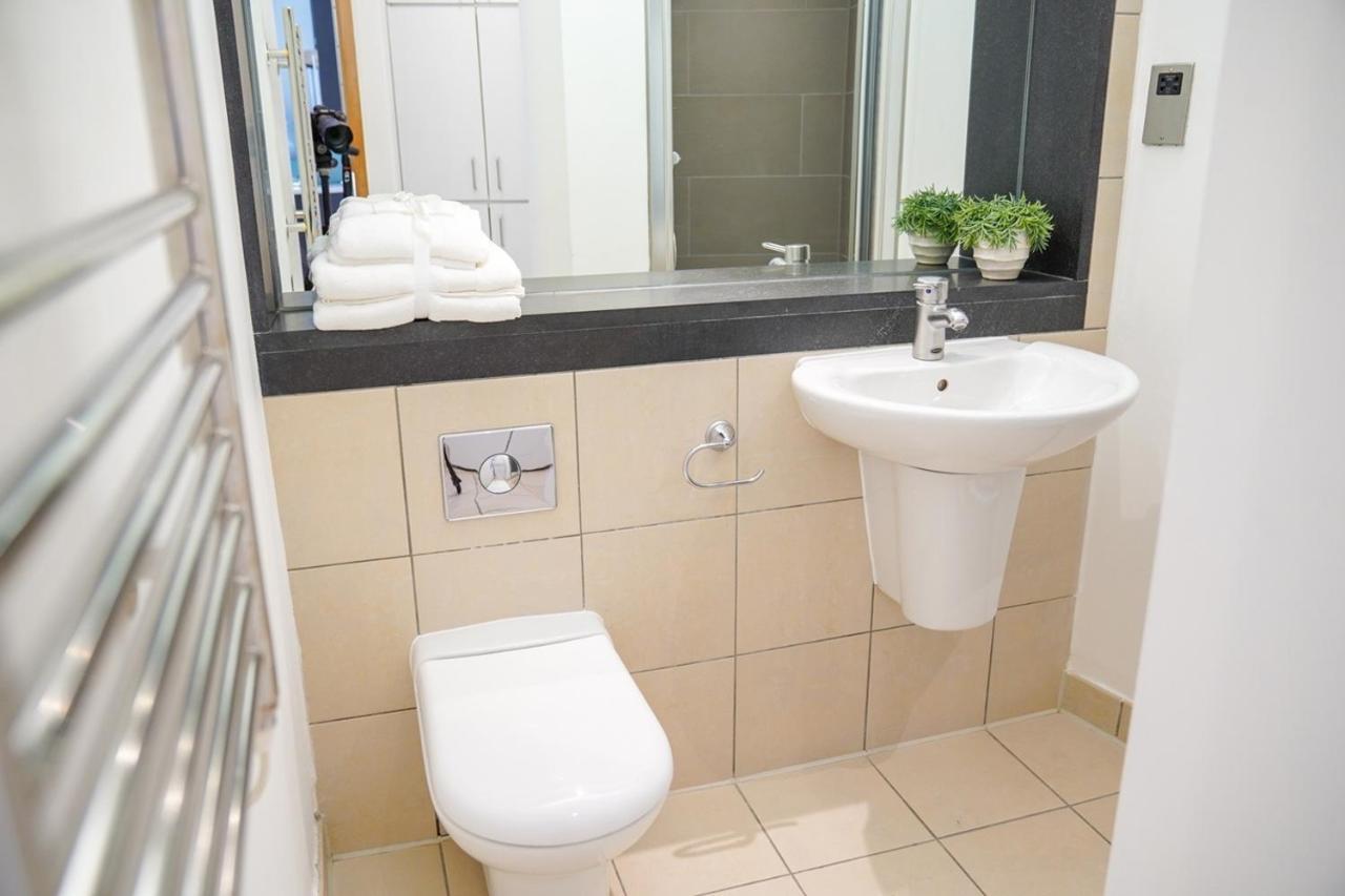 Piccadilly Circus Luxury Studio * London