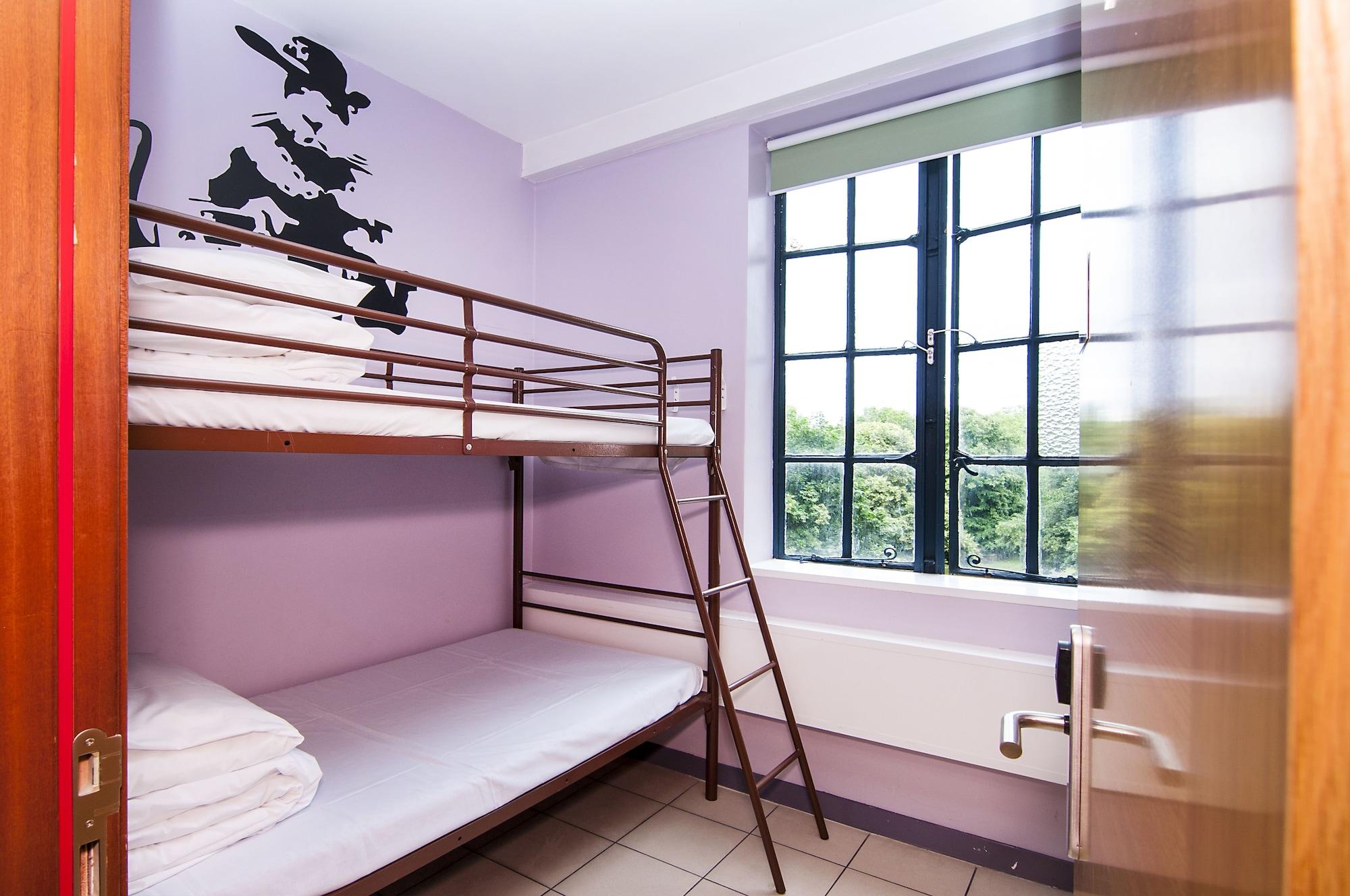 Rest Up London Hostel *