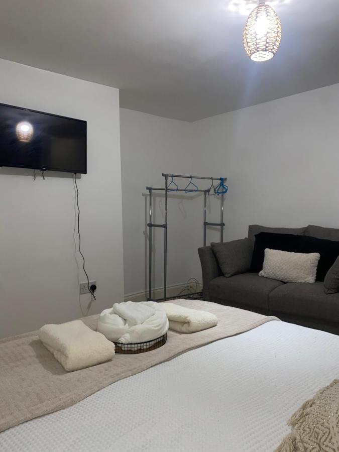 Appartement Large 1 Bed Serviced Apartment In The Town Centre Londres