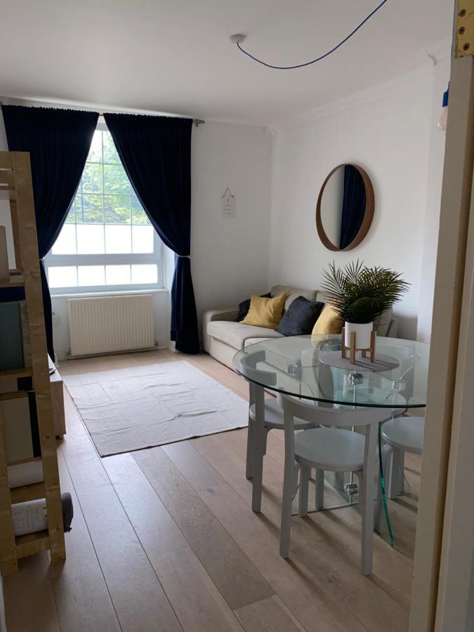 Minutes From The Shard Appartement Londen