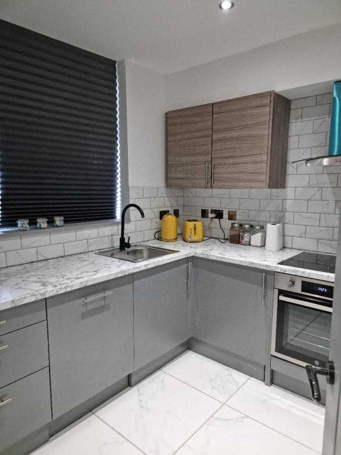 Apartment Remarkable 3-bed In London