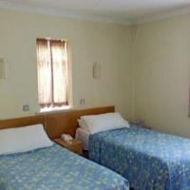 Oyo Golders Hotel London