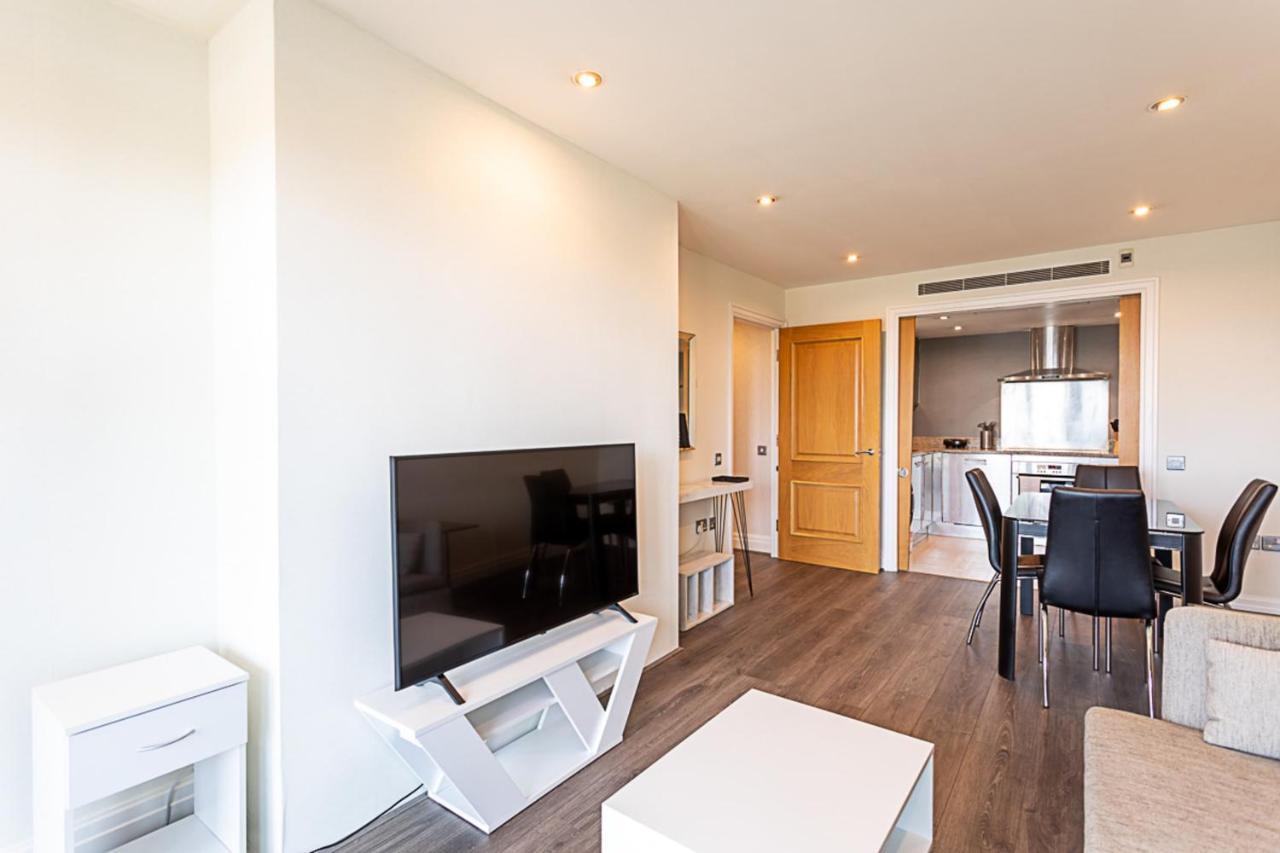 Convenient Urban Pad In Paddington *