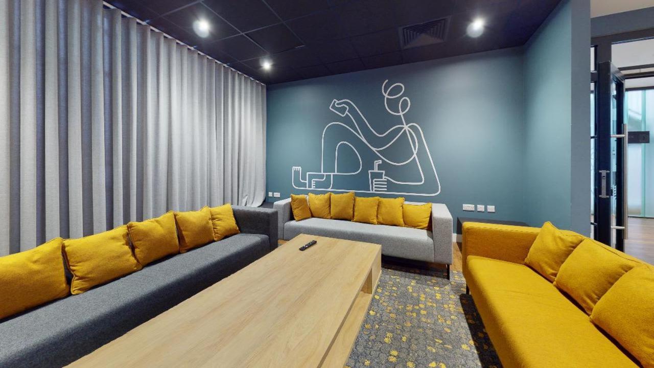 Appartement For Students Only Iq Will Wyatt Court Londen