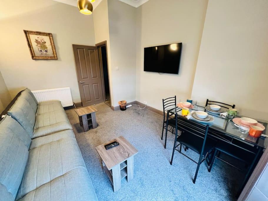 3 Notting Hill, Portobello Road-amazing Location! Apartment *
