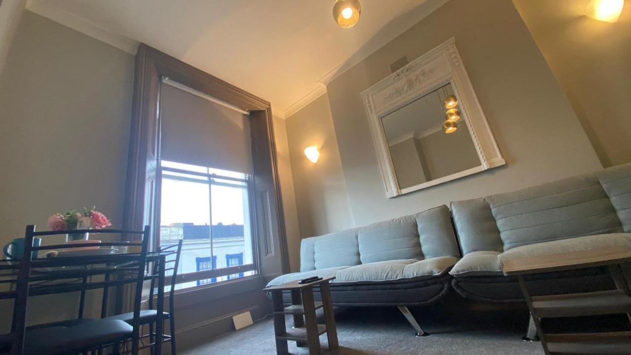 3 Notting Hill, Portobello Road-amazing Location! Apartment
