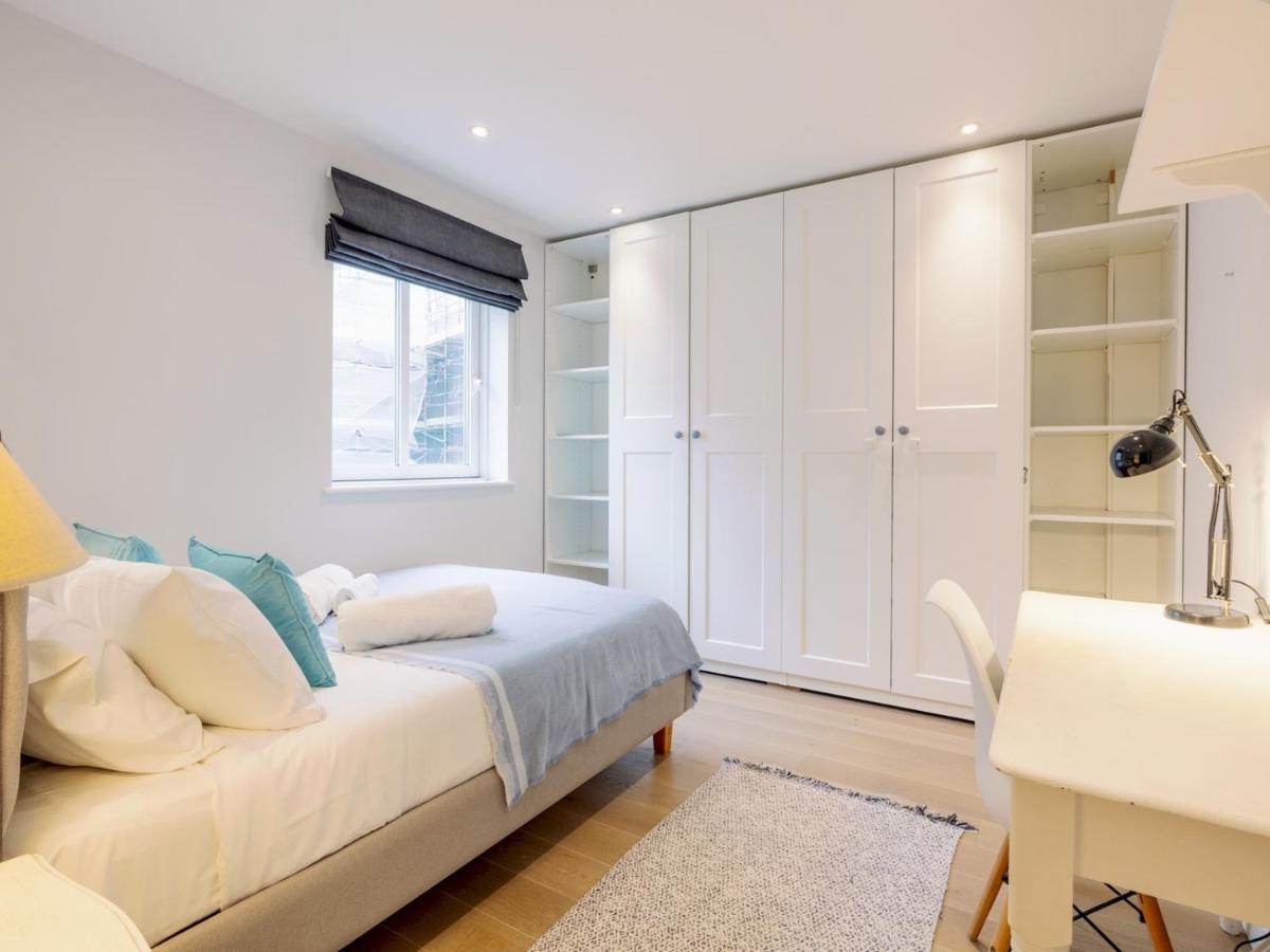 Apartment Pass The Keys Stylish - Prime Location *