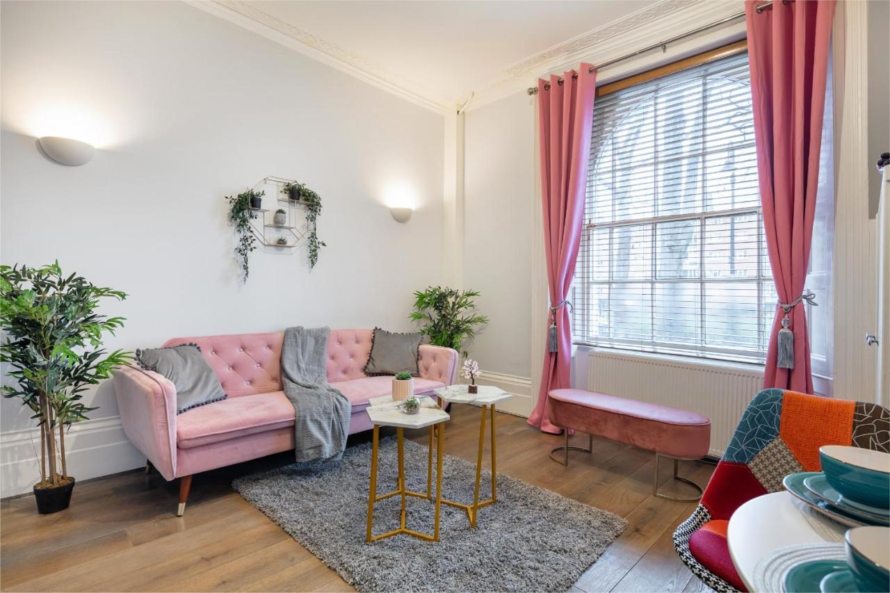Cosy Flat In Apartment *