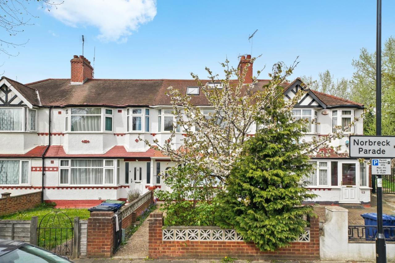 Hanger Lane Hububb Leilighet London