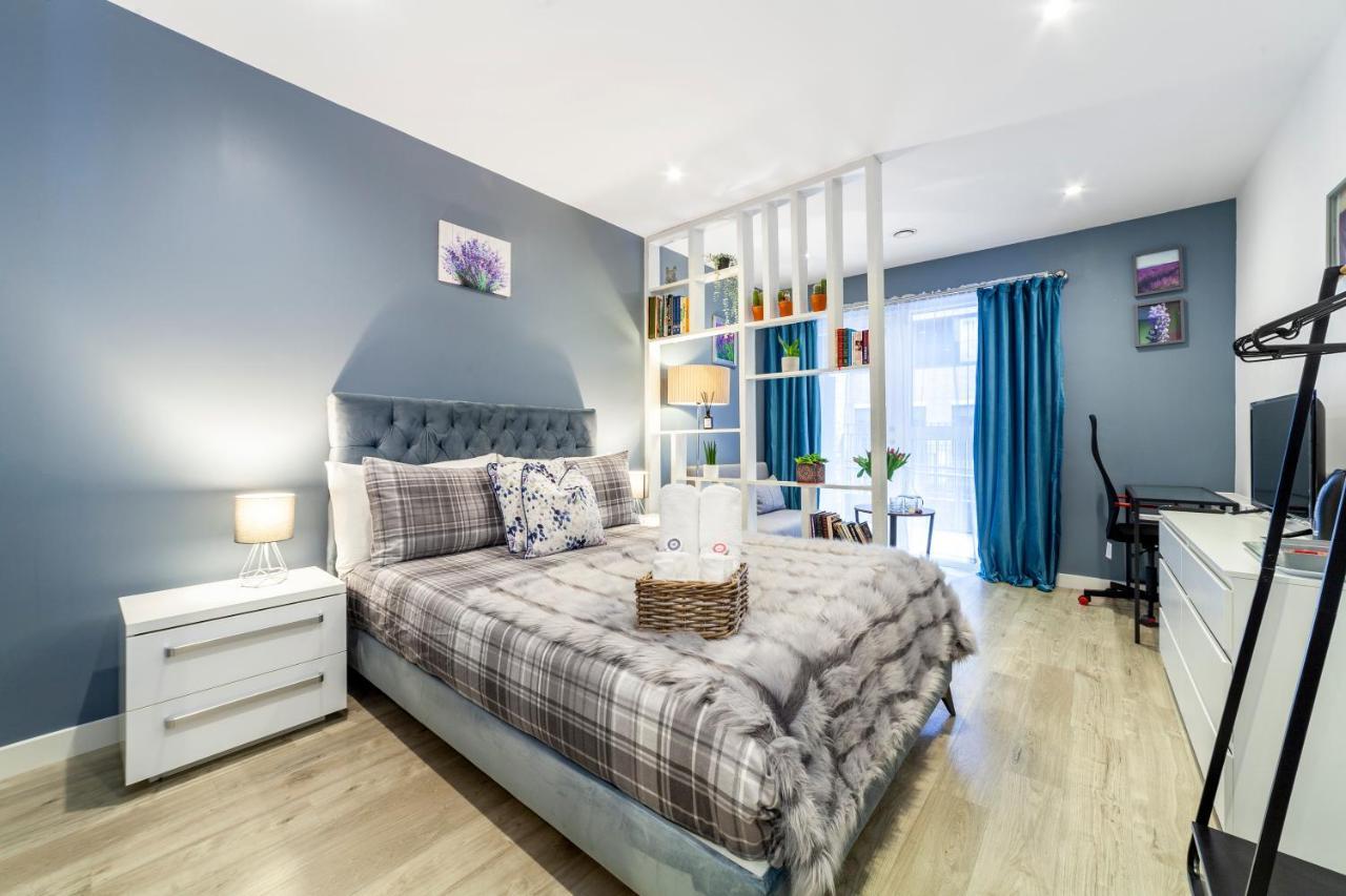 Private Double Bd With Optional Balcony, 15 Mins To Cc * London