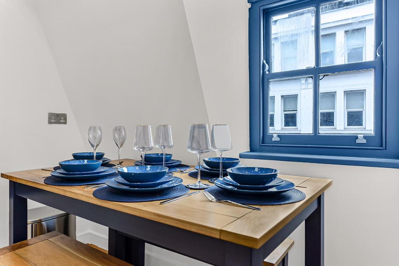 Leilighet Spacious Contemporary 2 Bed Flat,