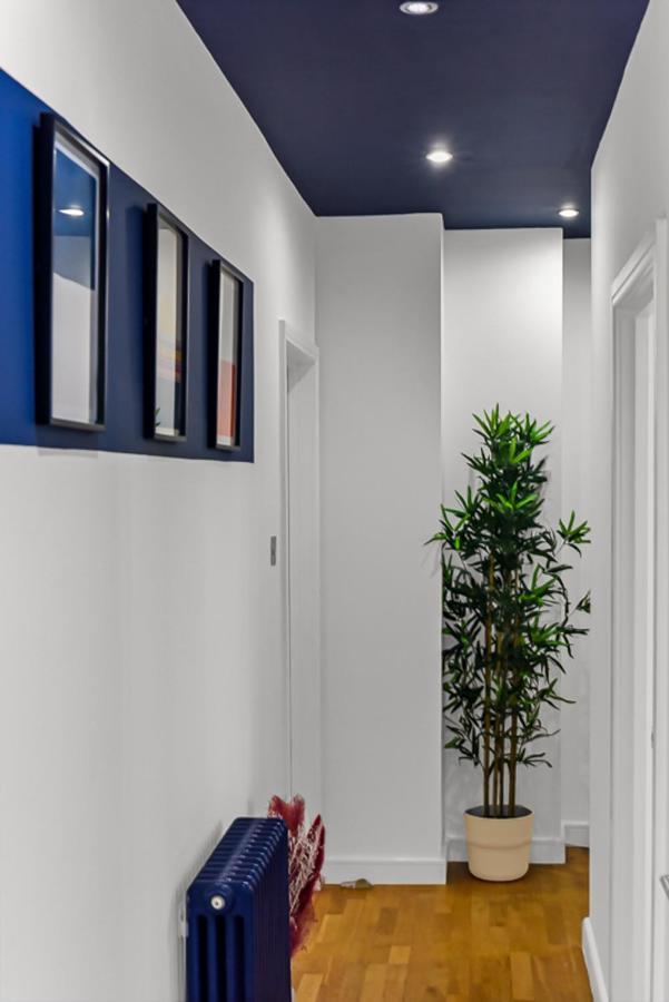 Leilighet Spacious Contemporary 2 Bed Flat,