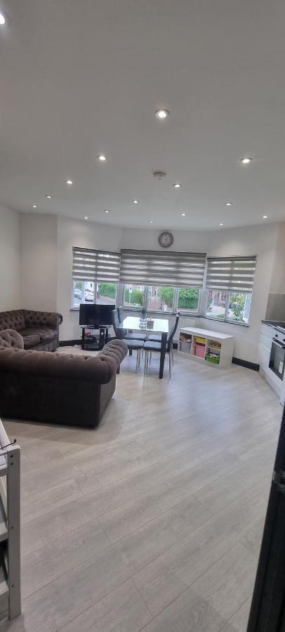 Modern 2bd Flat * Londres
