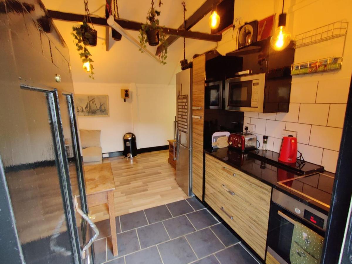 Unique Antique 2br@hackney Canal Lägenhet London