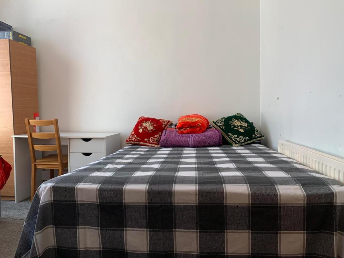 Gjestgiverier Double Bedroom Near The St Street Rail Station