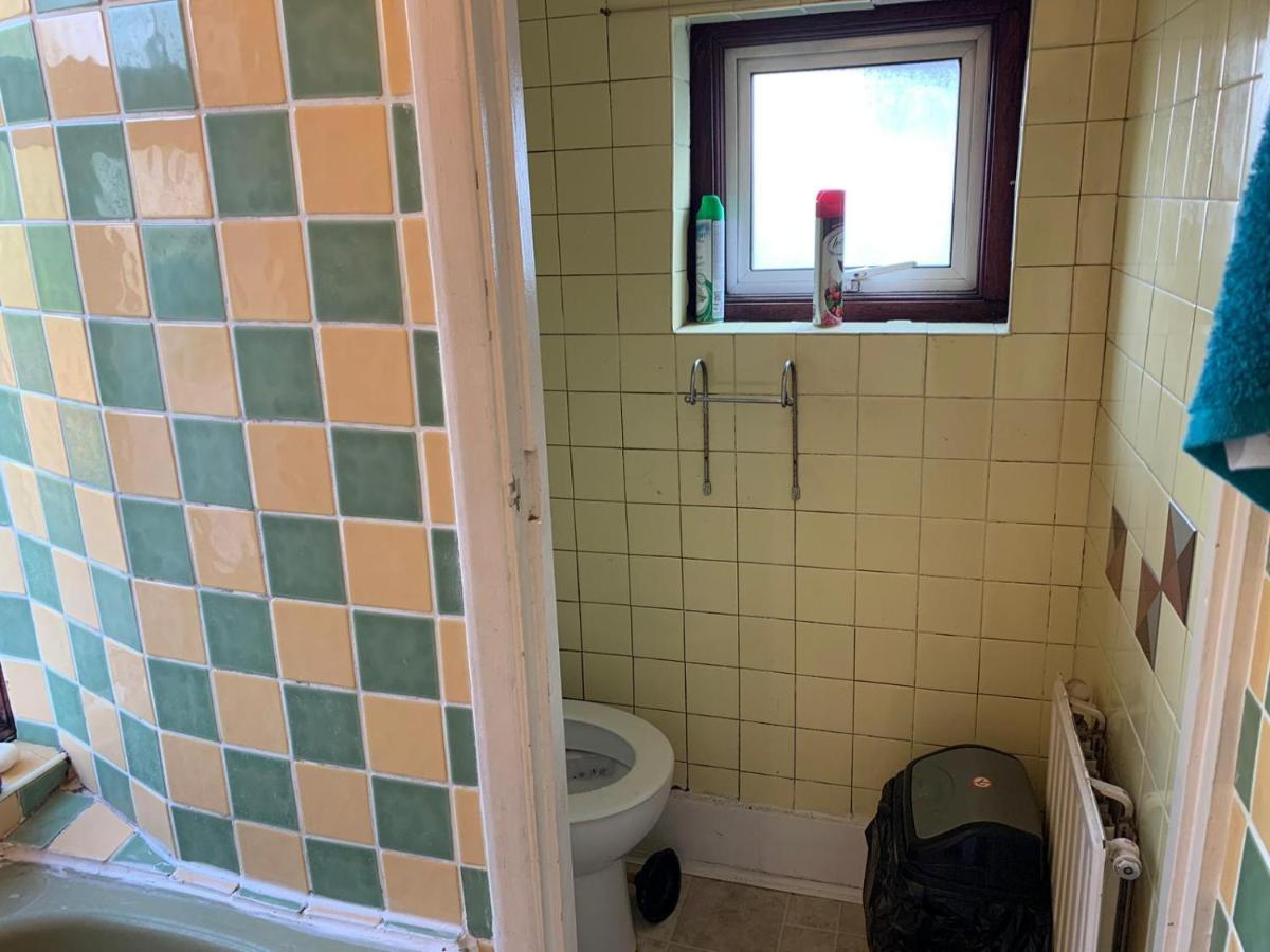 Gjestgiverier Double Bedroom Near The St Street Rail Station