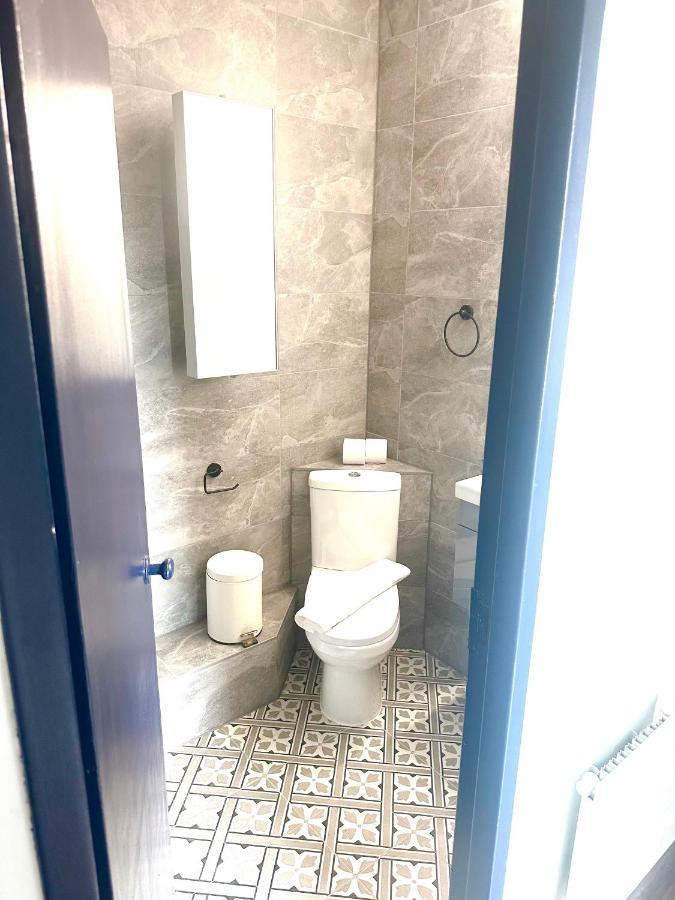 Small One Bedroom Flat Near Covent Garden *